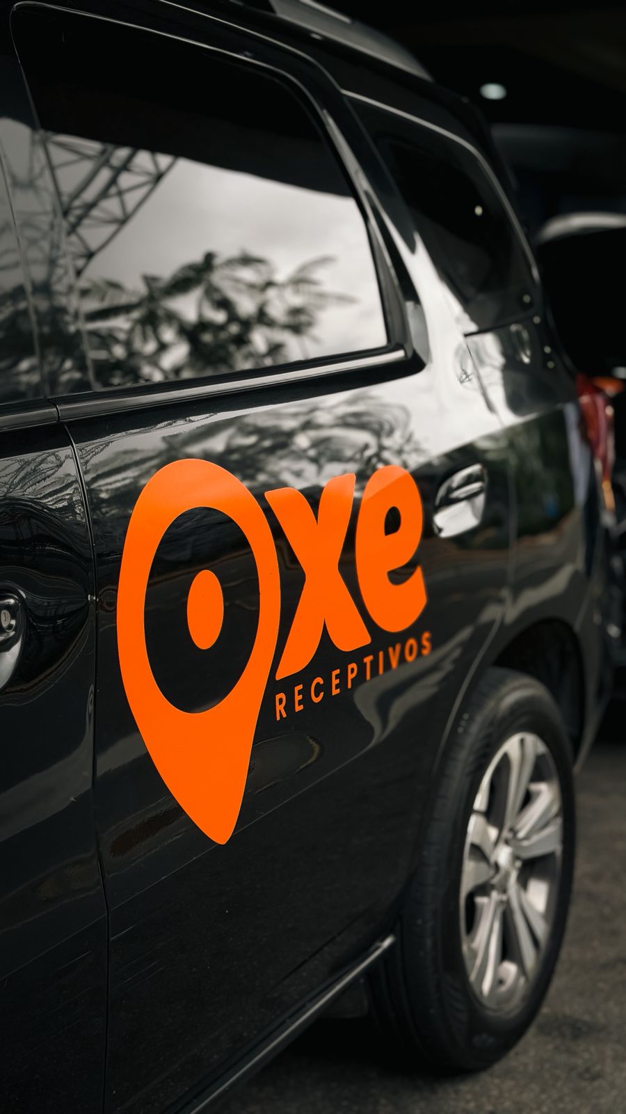 SUV OXE Receptivos com identidade visual